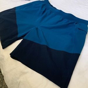 Lululemon hybrid shorts